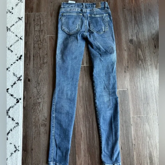 Guess Ripped Blue Skinny Jeans - Picture 6 of 7